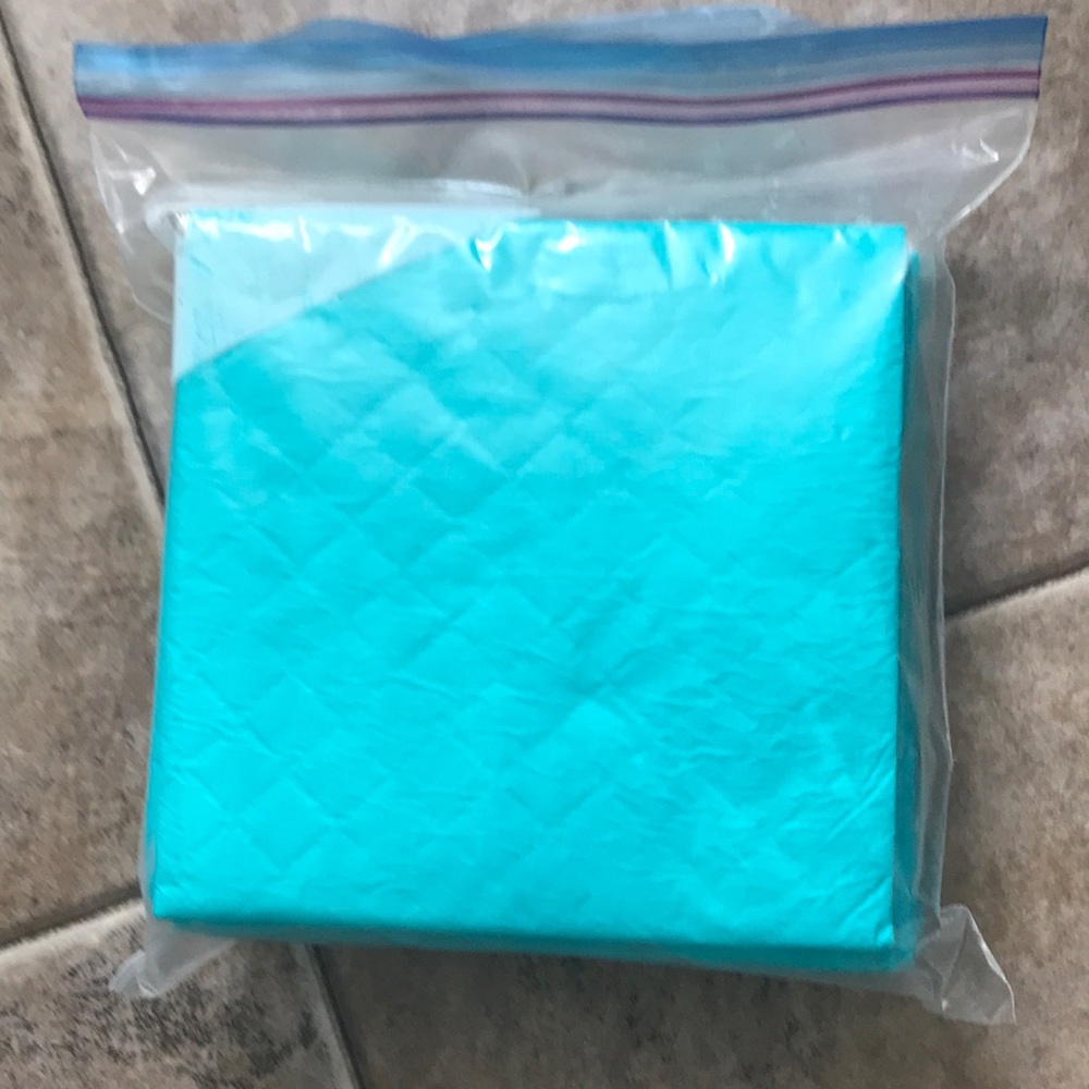 7 disposable pee pads